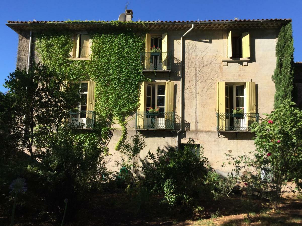 Domaine De Brousson Bed and Breakfast La Tour-sur-Orb Exteriör bild